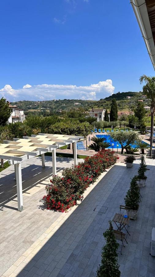 Hotel La Tombola Agropoli Ngoại thất bức ảnh
