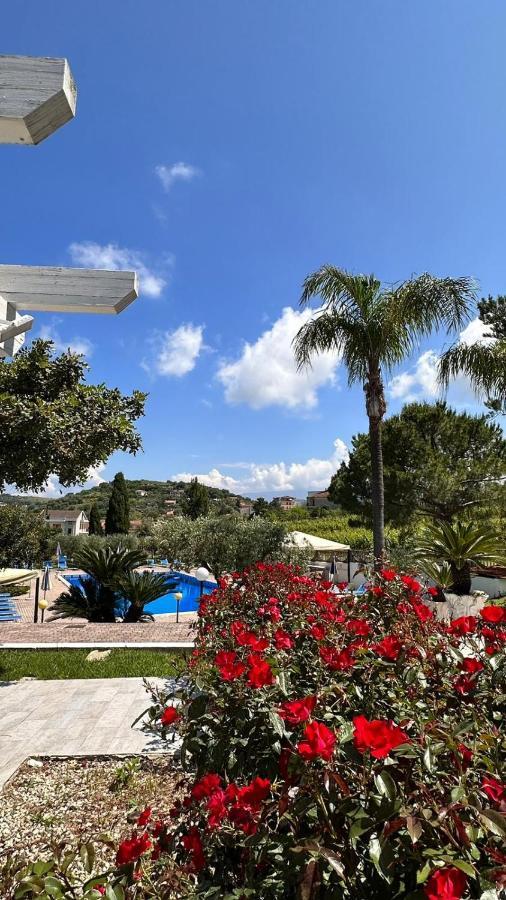Hotel La Tombola Agropoli Ngoại thất bức ảnh