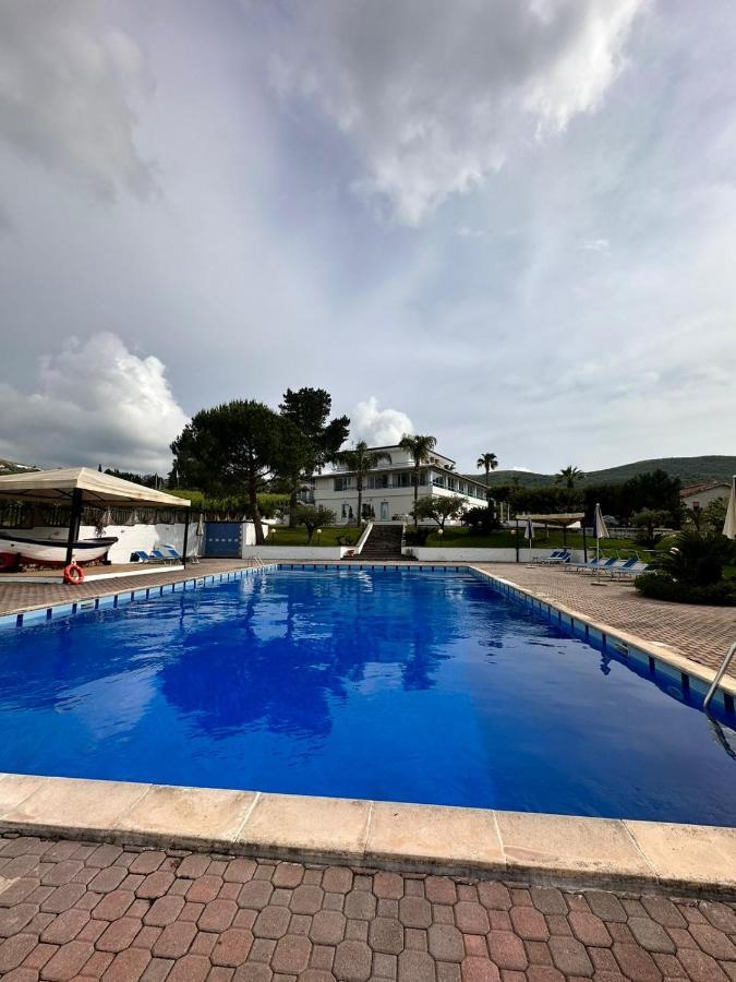 Hotel La Tombola Agropoli Ngoại thất bức ảnh