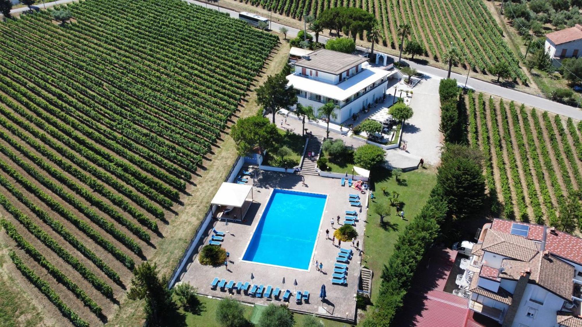 Hotel La Tombola Agropoli Ngoại thất bức ảnh