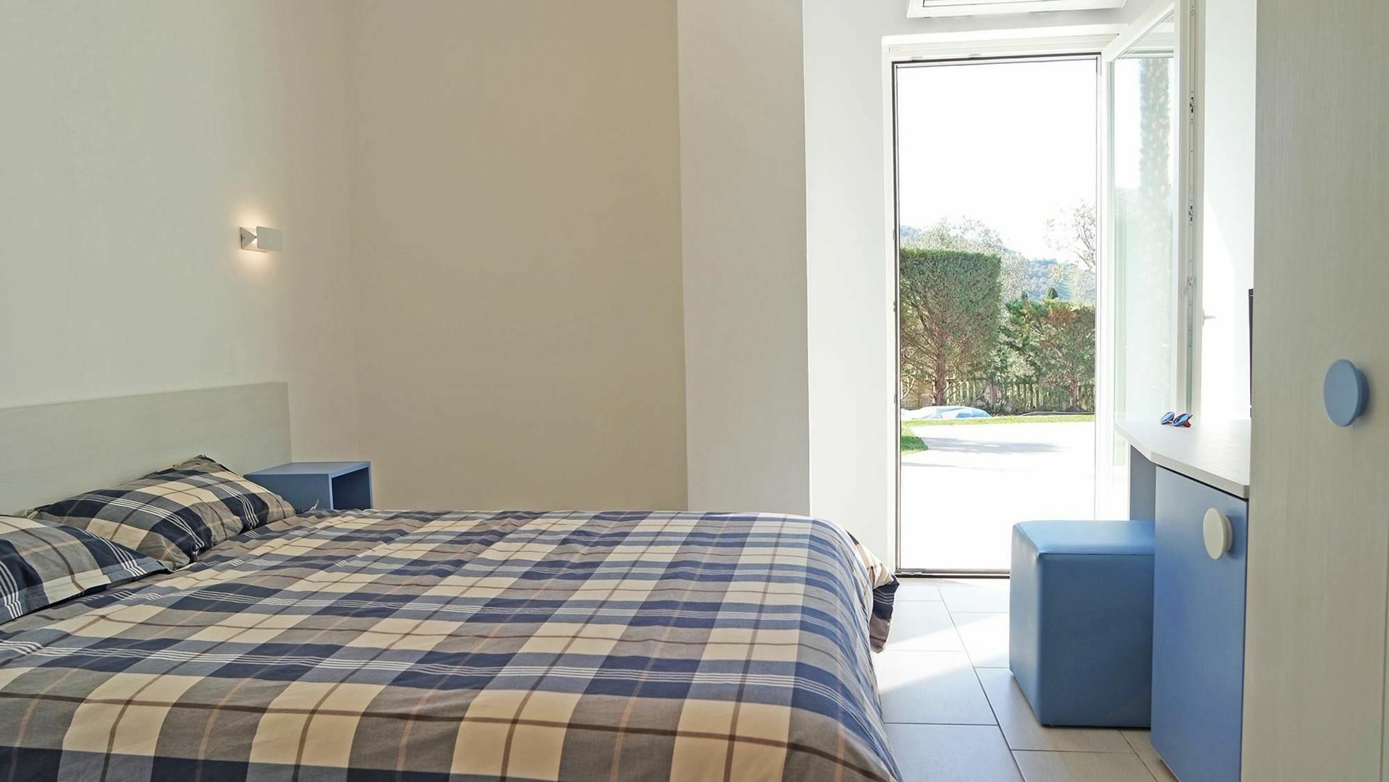 Hotel La Tombola Agropoli Ngoại thất bức ảnh